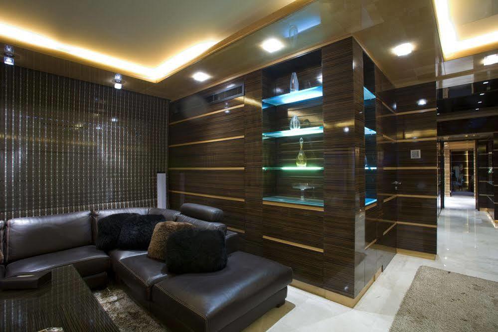 Lahoya Suites Beirut Exterior photo