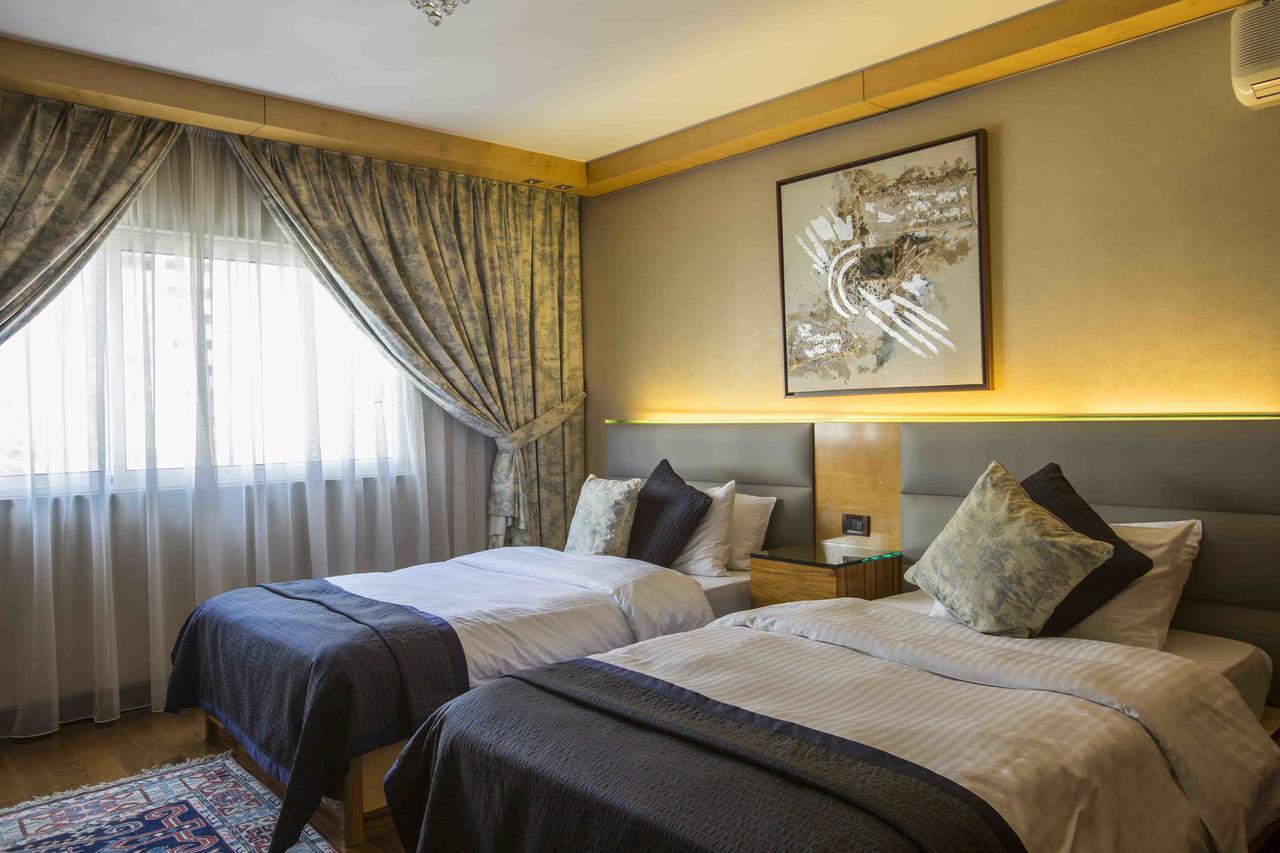 Lahoya Suites Beirut Exterior photo