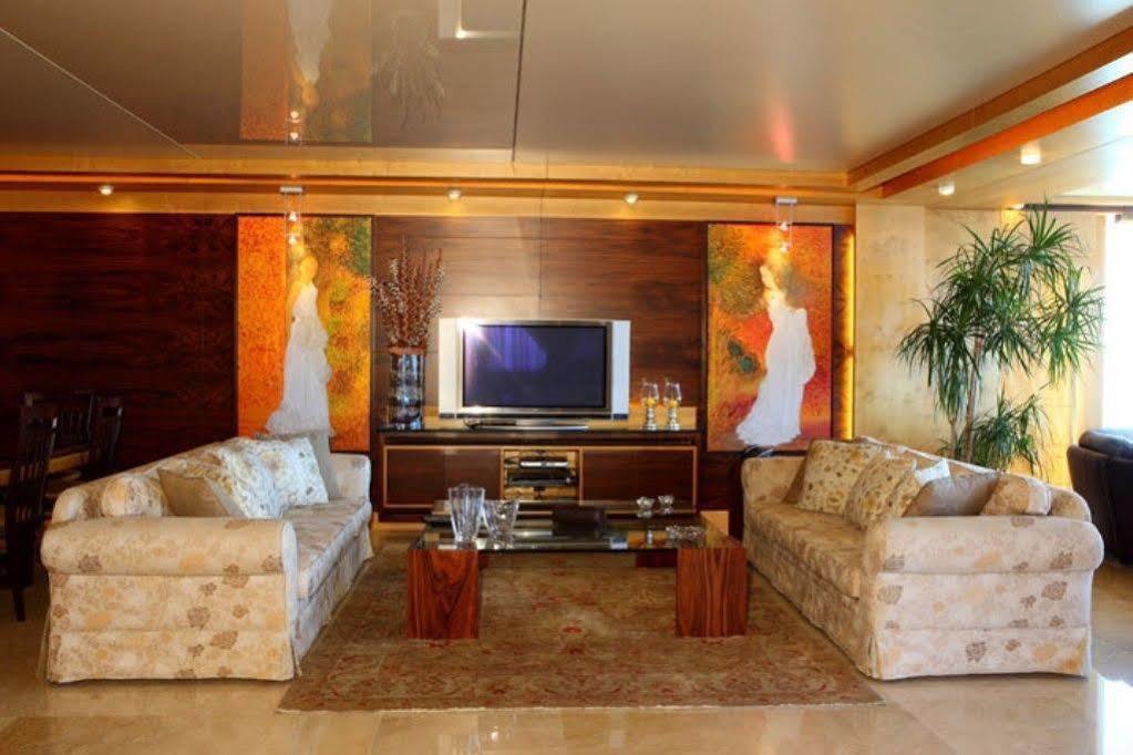Lahoya Suites Beirut Exterior photo