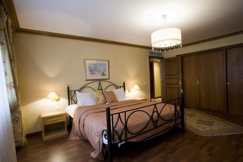 Lahoya Suites Beirut Exterior photo