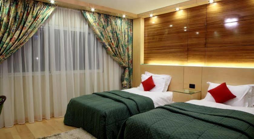 Lahoya Suites Beirut Exterior photo